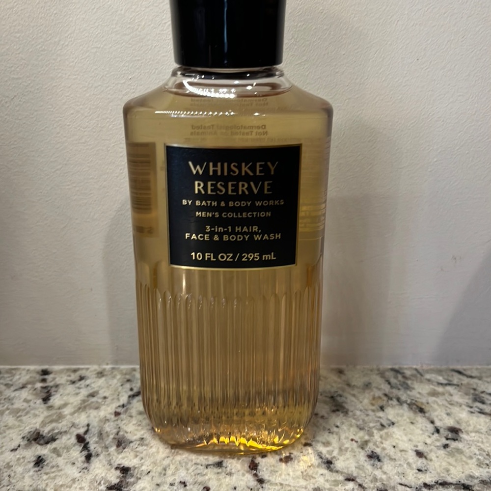 Bath and Bodyworks men’s whiskey reserve 3in 1  hair face and body wash